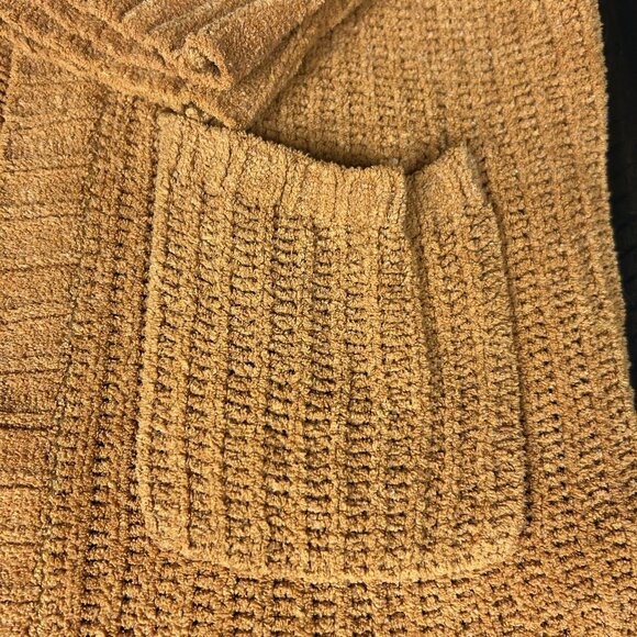 American Eagle Rusty Orange Cardigan - Picture 3 of 6